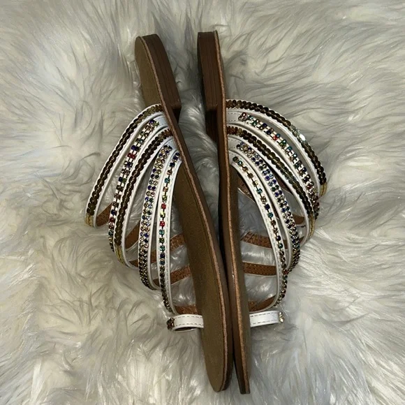 VENUS Strappy Toe Ring Sandals - Picture 8 of 9